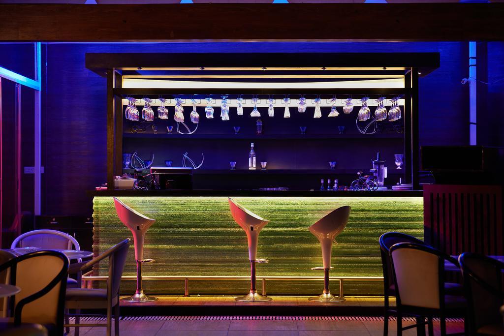 The Golden Oak Hotel Raipur  Luaran gambar