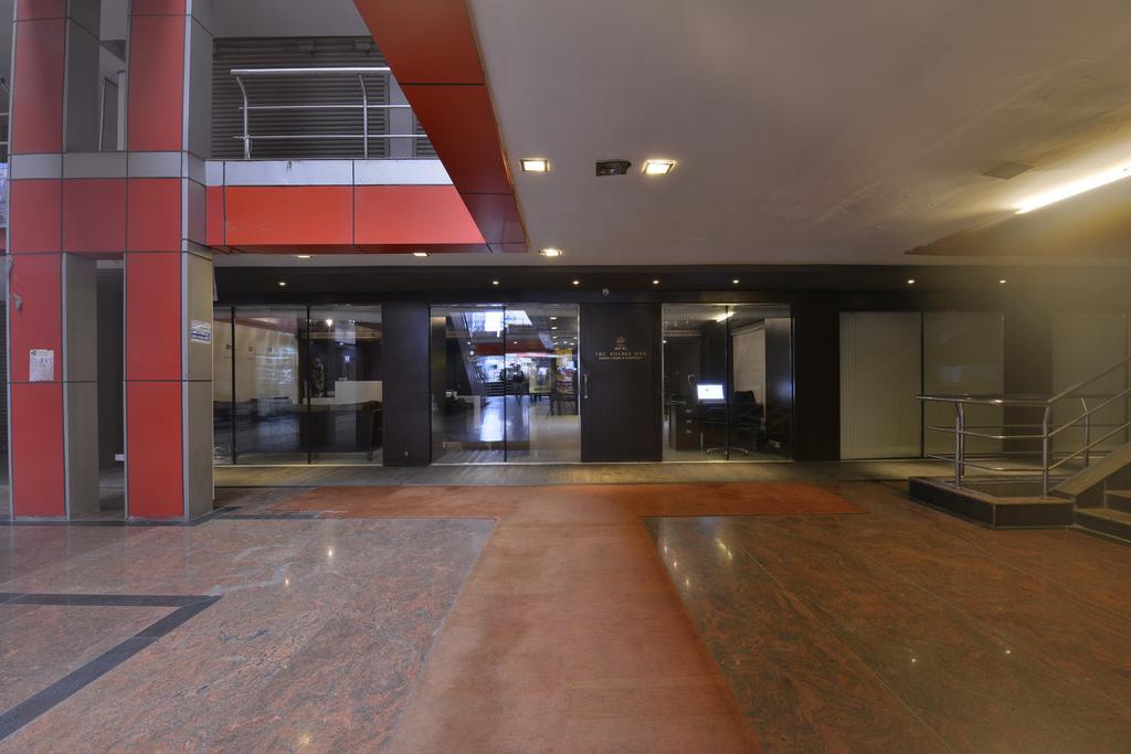 The Golden Oak Hotel Raipur  Luaran gambar